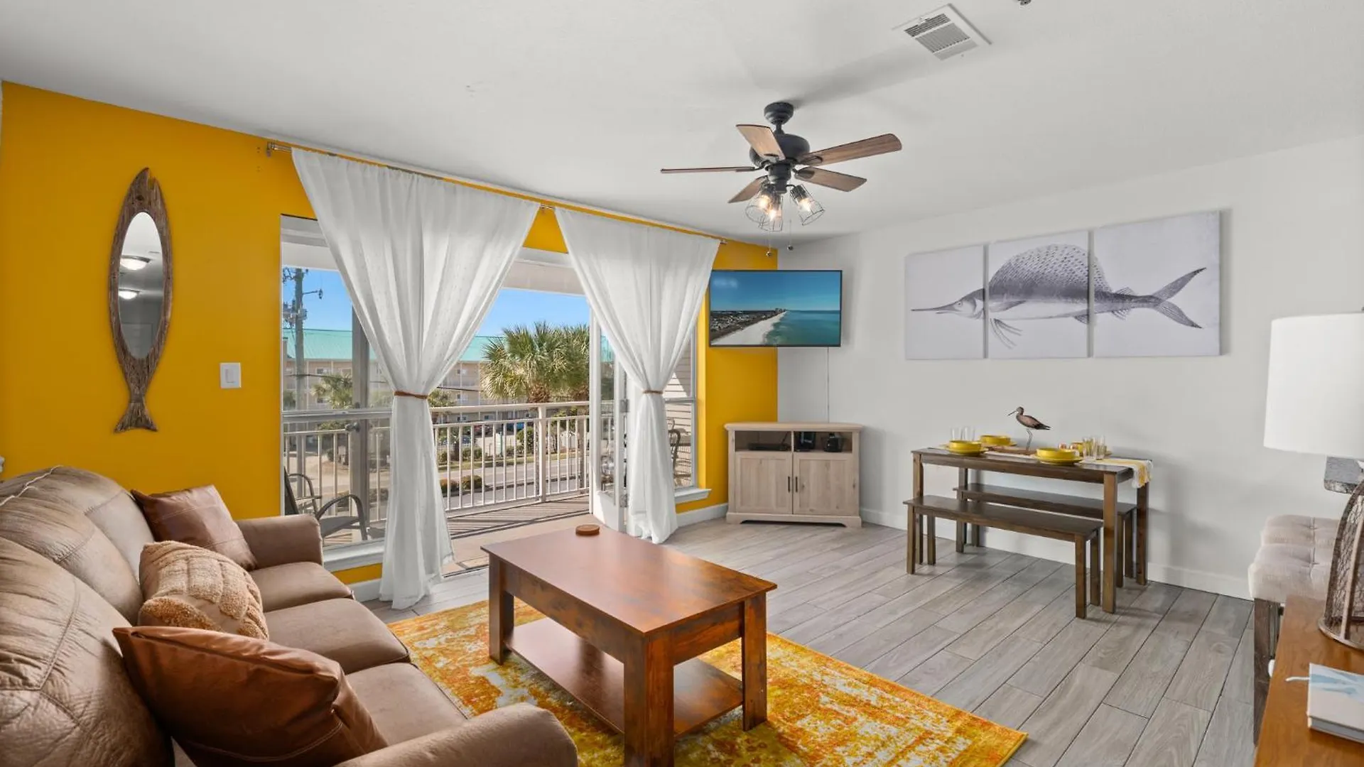 Swashbucklin' Swordfish Condo - Steps To The Beach Destin