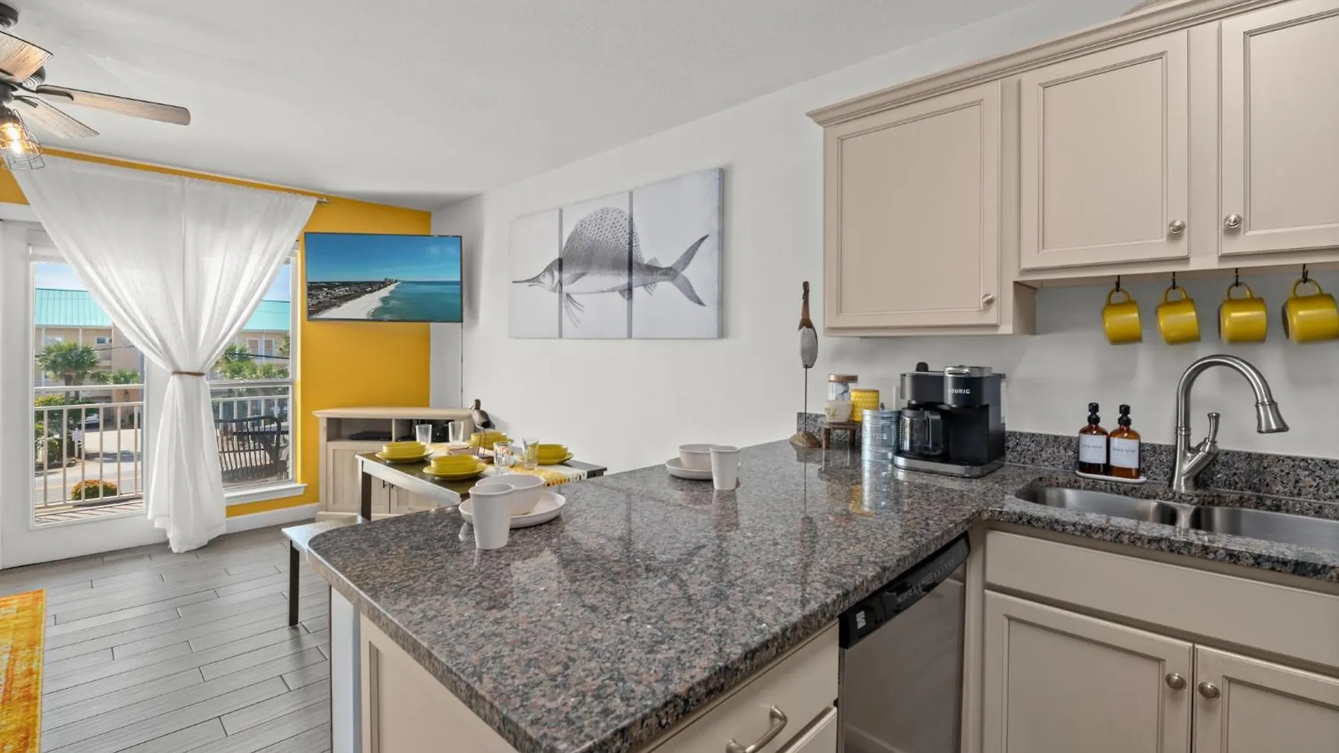 Swashbucklin' Swordfish Condo - Steps To The Beach Destin Stati Uniti