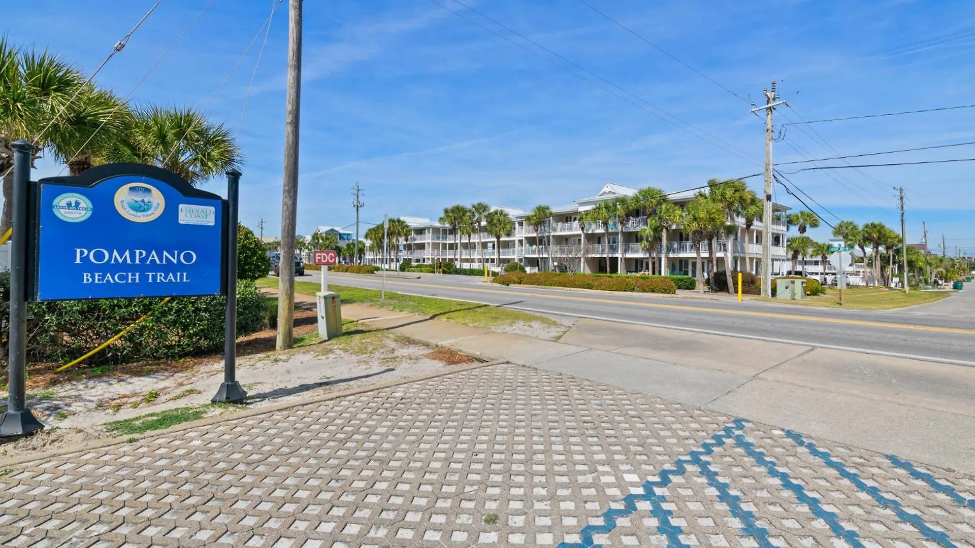 Apartamento Swashbucklin' Swordfish Condo - Steps To The Beach Destin