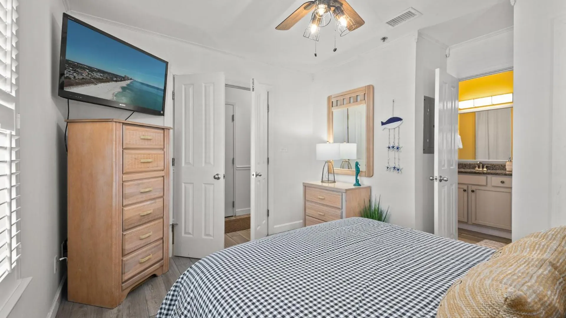 Apartamento Swashbucklin' Swordfish Condo - Steps To The Beach Destin